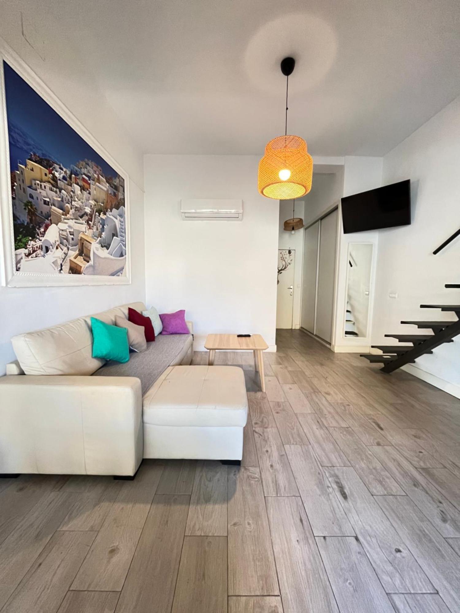 Moderno En La Nogalera Apartamento