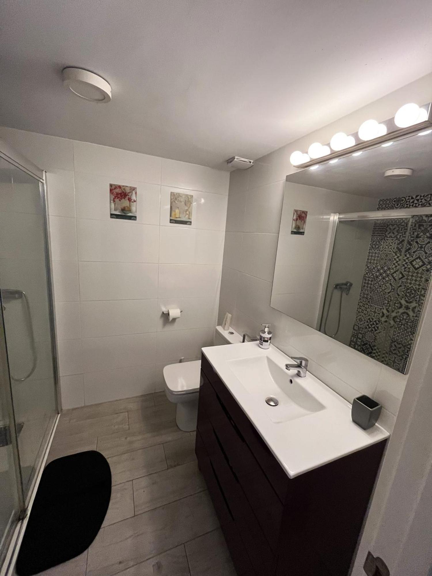 Apartamento Moderno En La Nogalera *